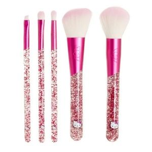The Crème Shop 1 Full Set of Hello Kitty Luv Wave Brush Collection (Set of 5)